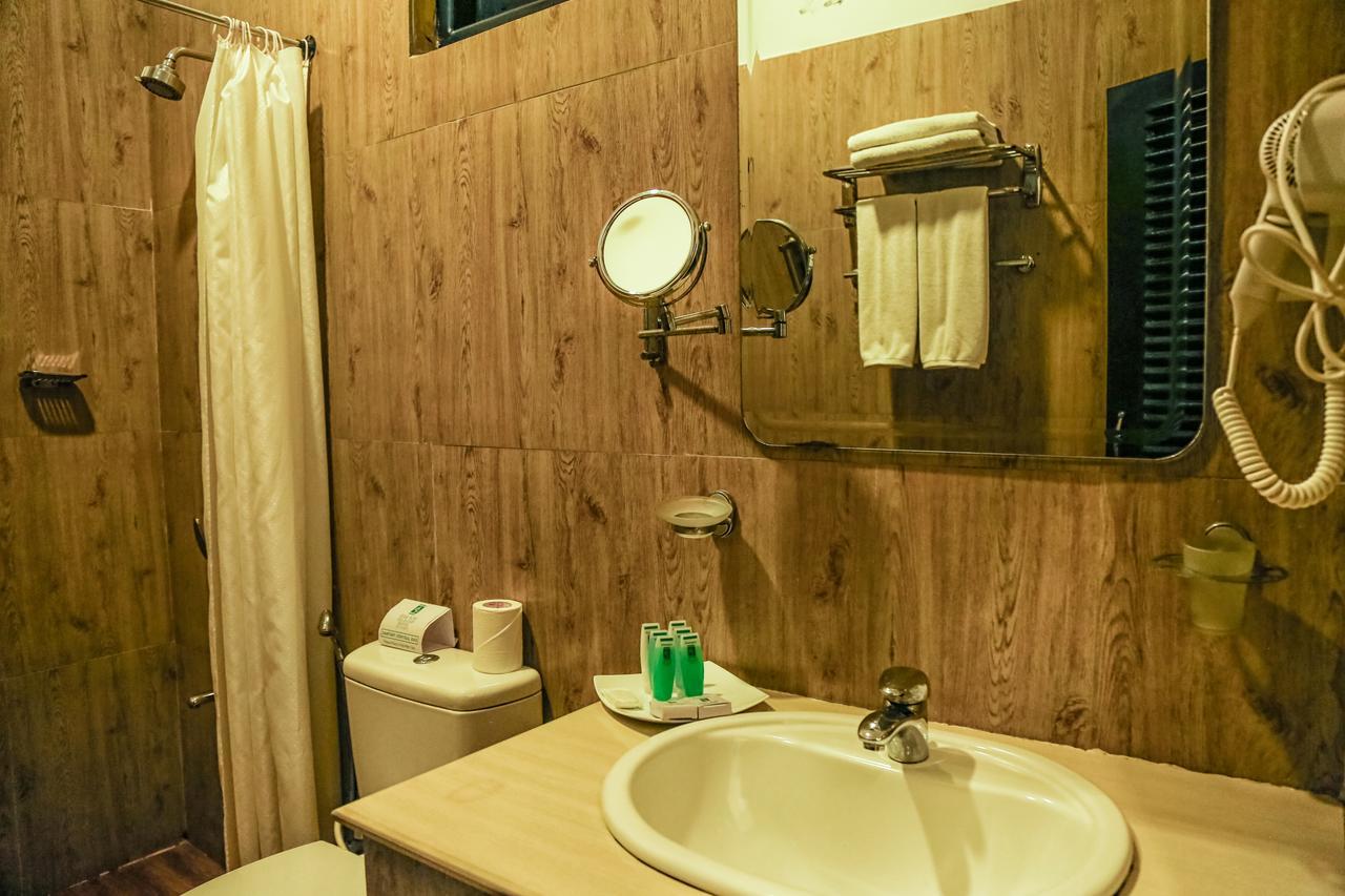 Oak Ray Ella Gap Hotel Екстериор снимка